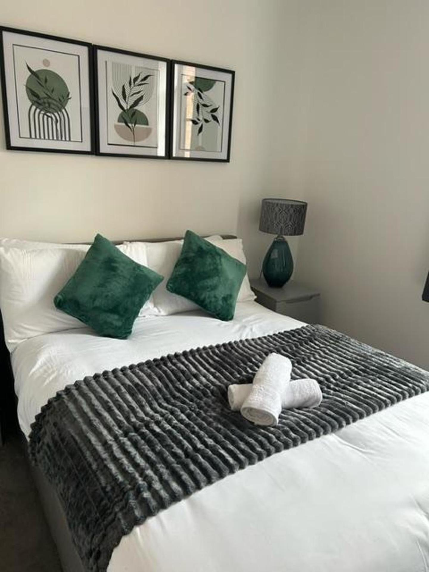 Apartment Modern 1-bed In Birmingham's Jewellery Quarter *