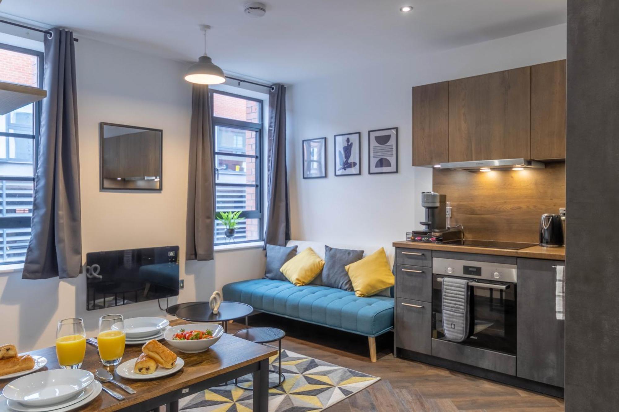 Apartment Modern 1-bed In Birmingham's Jewellery Quarter Birmingham