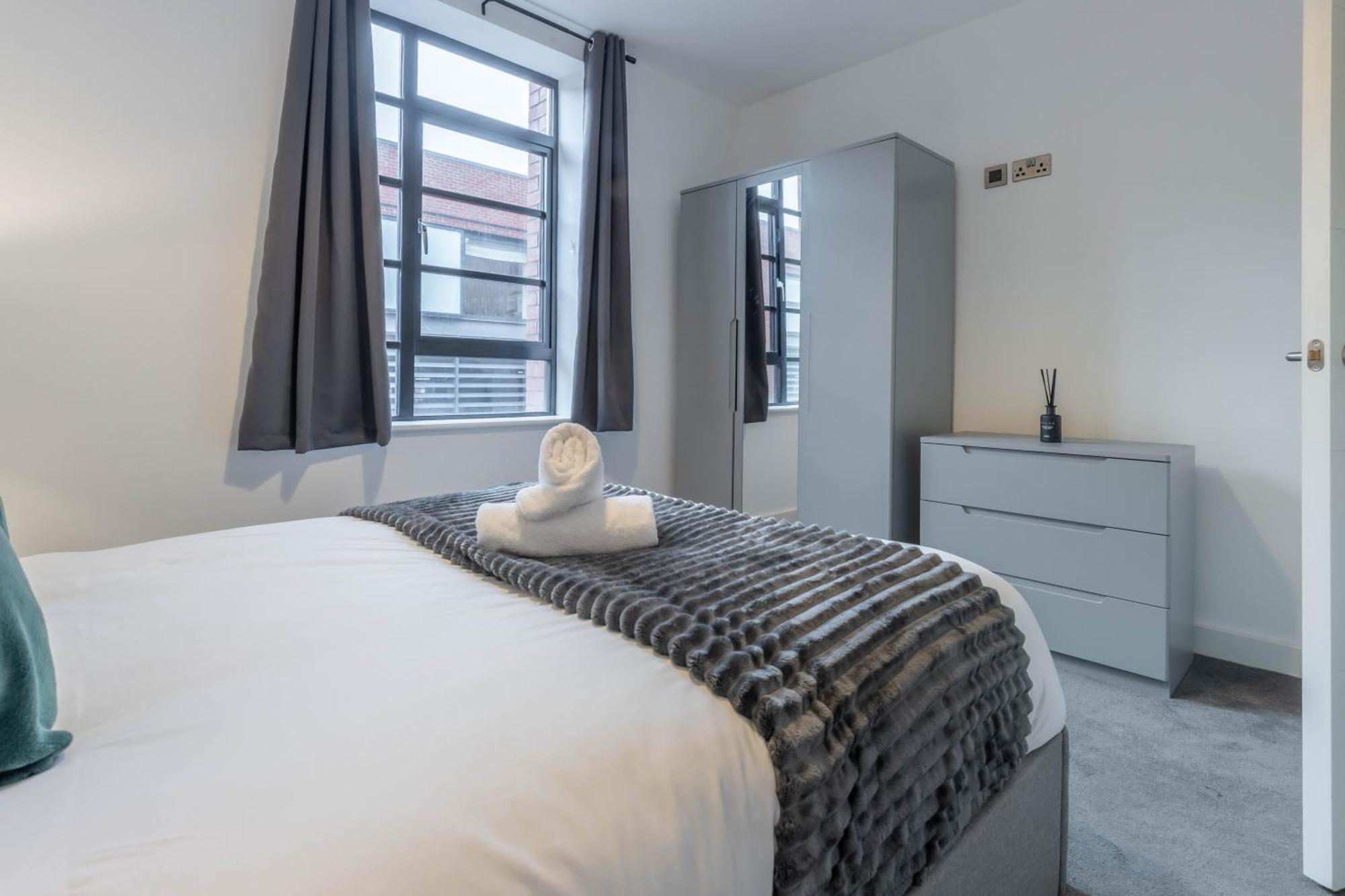Modern 1-bed In Birmingham's Jewellery Quarter Birmingham