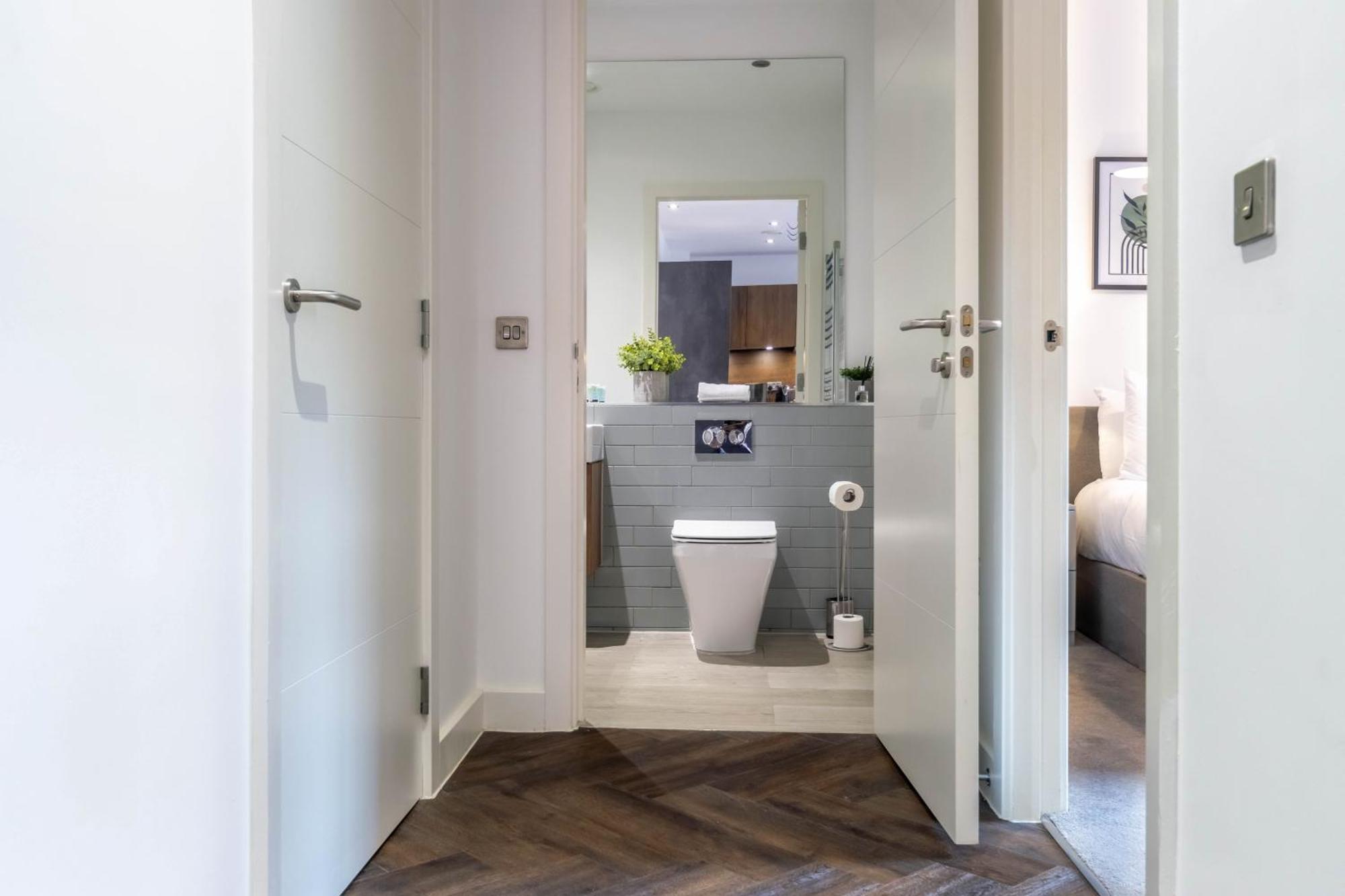 Apartment Modern 1-bed In Birmingham's Jewellery Quarter *